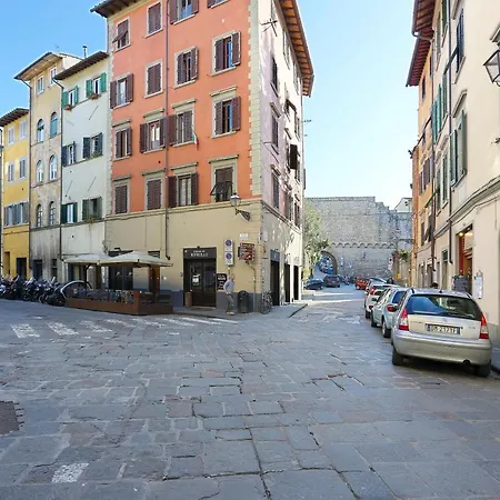 Across The River 피렌체